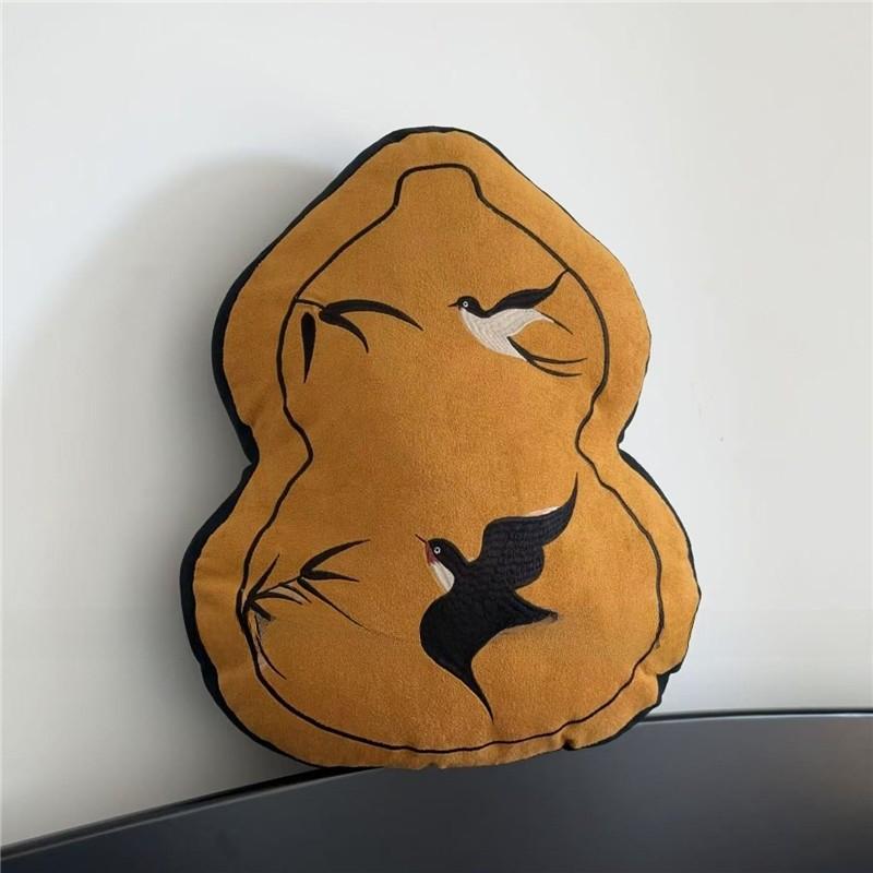 Gourd Shaped Swallow Embroidered Pattern Pillows Cushions For Sofa