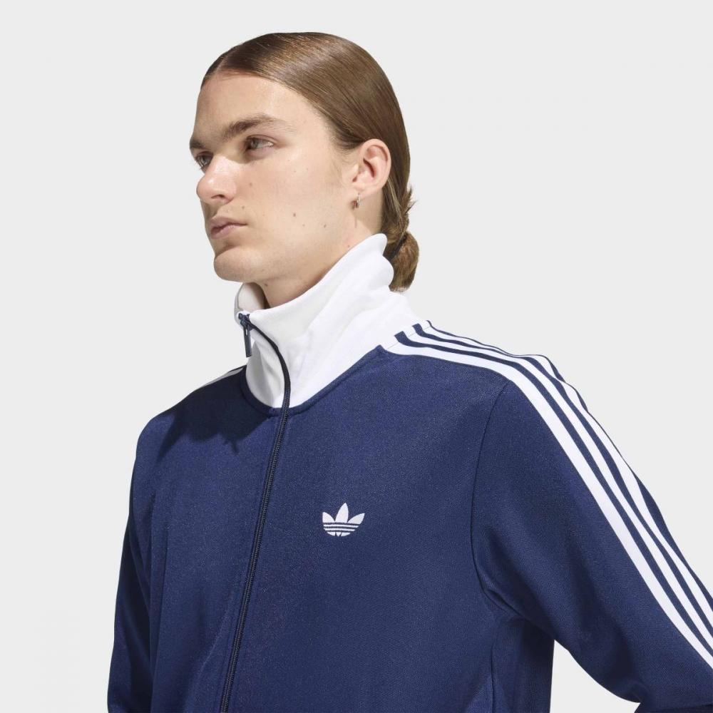 AdidaS Women S claSSic Track Top