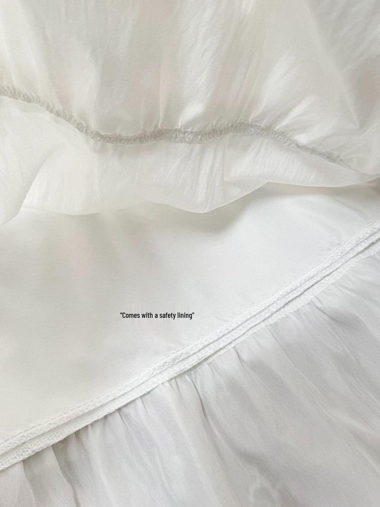 Белая летняя юбка А-силуэта с кружевной отделкой: Сладкий и стройнящий стиль