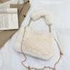 Simple Faux Fur Tote Bucket Bag Metal Chain Crossbody Bag For Women's Daily Casual Use Plush Bag Furry Purse CLE