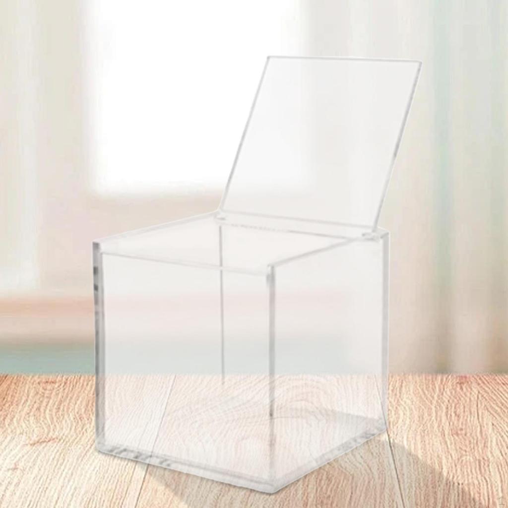 Акриловый контейнер для хранения кукол с подставкой и крышкой