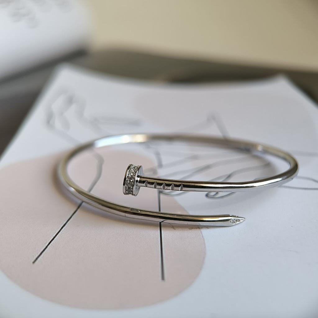 Серебряный браслет с фианитами, вес изделия 6,84 гр (2182634)