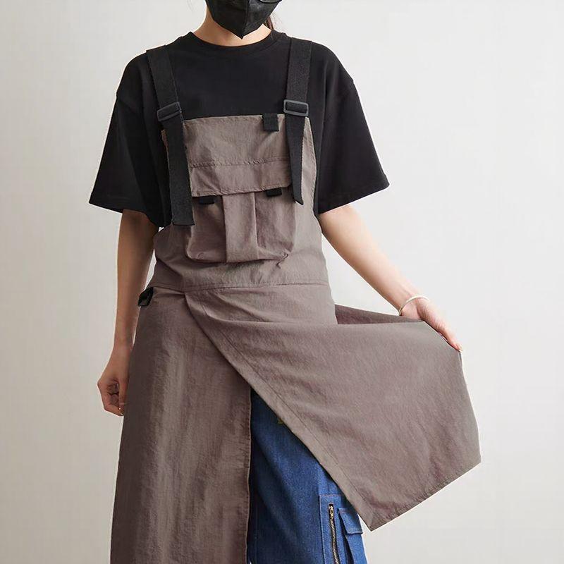 Korean Fashion Apron for Women and Men: Ideal for Baristas, Bubble Tea Shops, Barber Shops, Nail Salons, and Restaurants