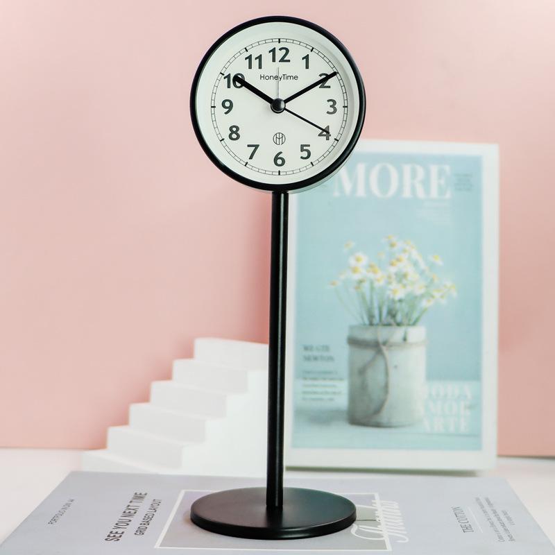 Современные простые настольные часы, настольные часы, настольные часы для гостиной, домашние настольные часы, часы с сидящим маятником, декоративный будильник