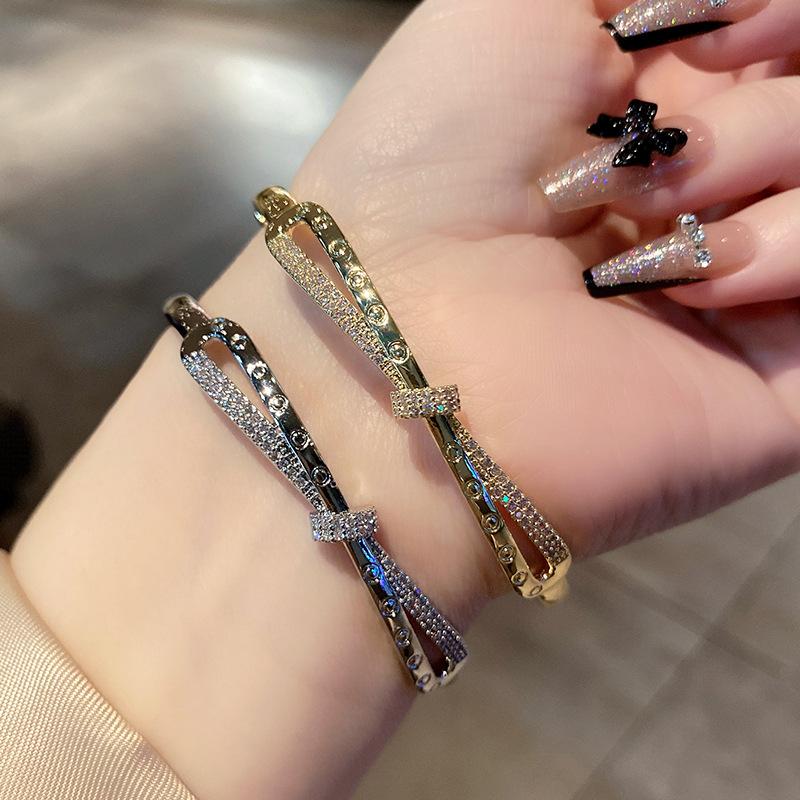 Модный и простой браслет-бант с микроинкрустацией цирконами, с ощущением роскоши, изысканный и в стиле легкой роскоши