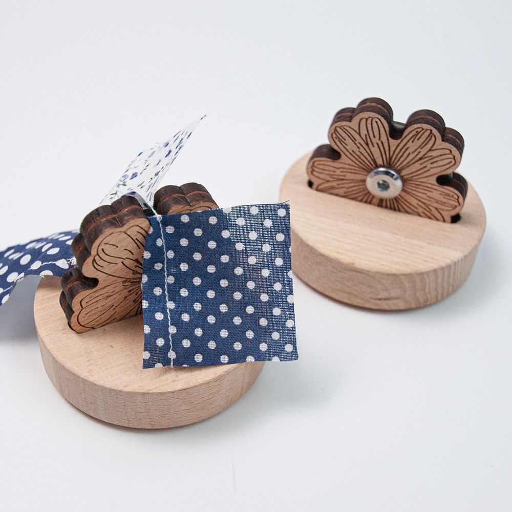 Швейные аксессуары Нитеобрезатель Резьба Лепесток Нитевдеватели для шитья Деревянный Нитеобрезатель Резак