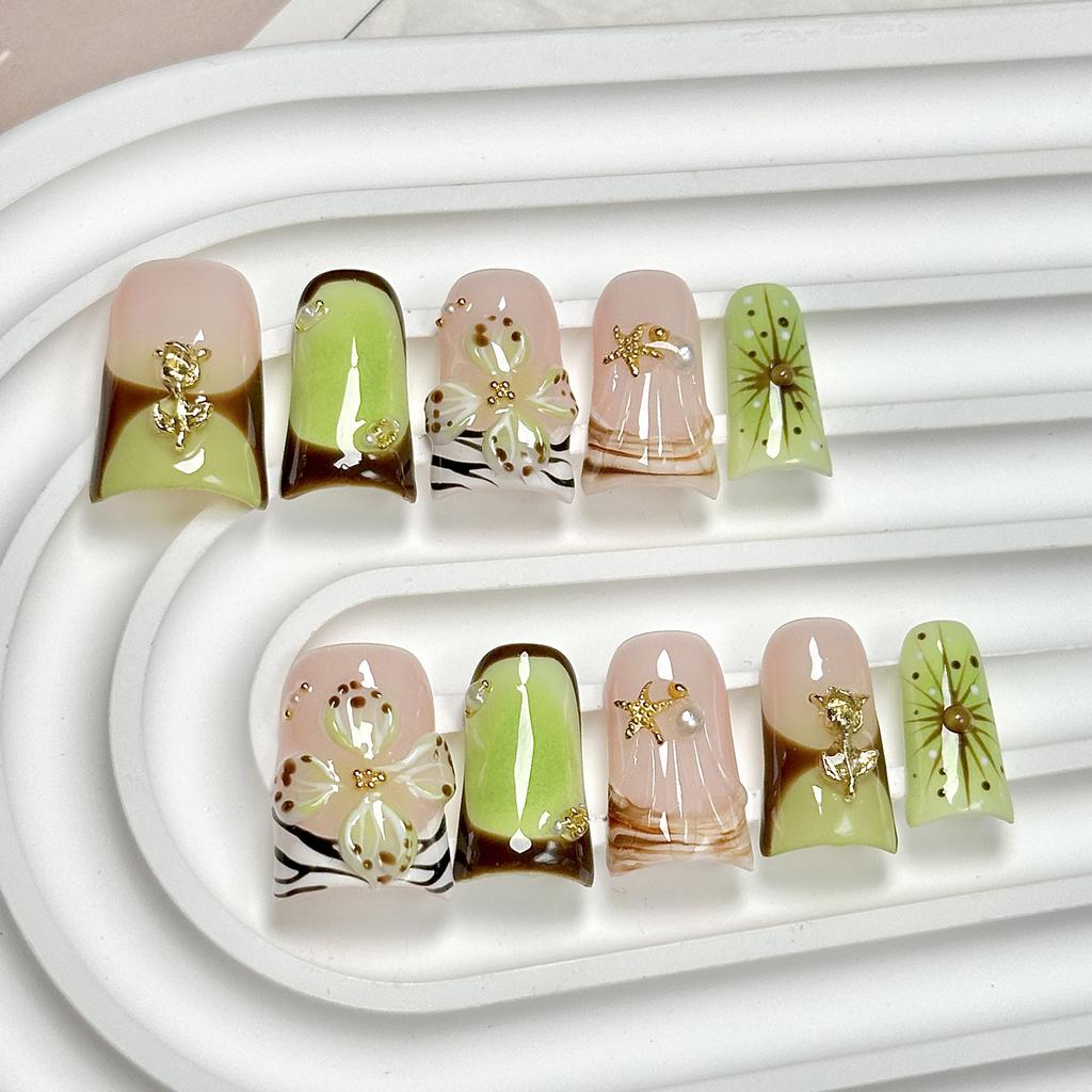 Women Sweet‑Cool Press‑On Nails European‑American‑Style 3D‑Carved French‑Style Vital‑Green Hand‑Painted False Nail Tips