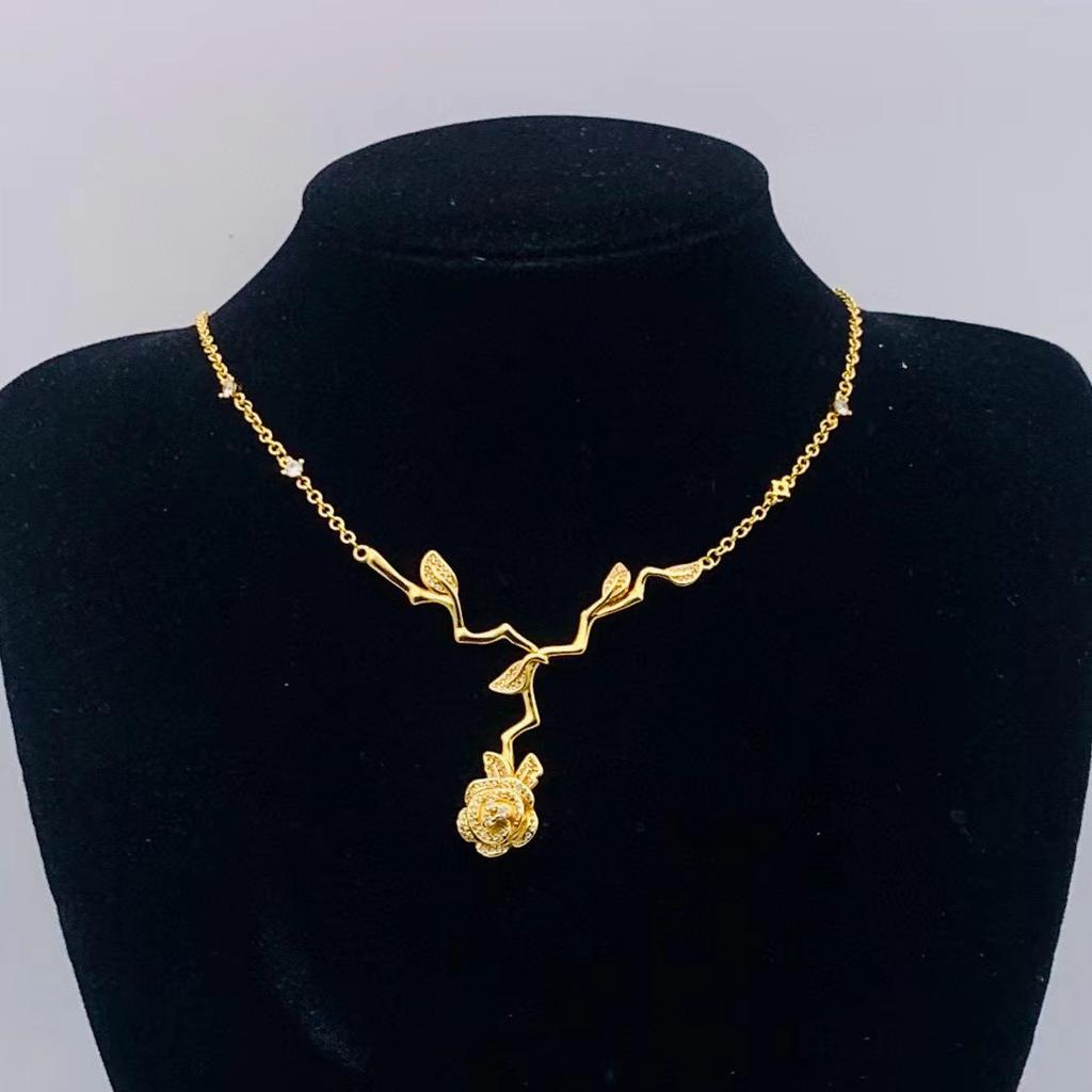 Жемчужное ожерелье с буквой и бриллиантами для женщин