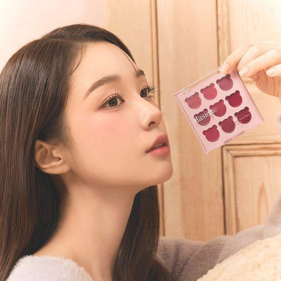 Choose 1 Out of 6 Daisyque Mood Painting Lip & Cheek Palettes