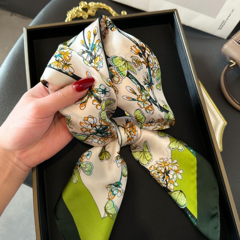 70cm Square Silk-Like Scarf Women Lightweight Fashion Accessory Office Chic Neck Wrap Stylish Print Design
