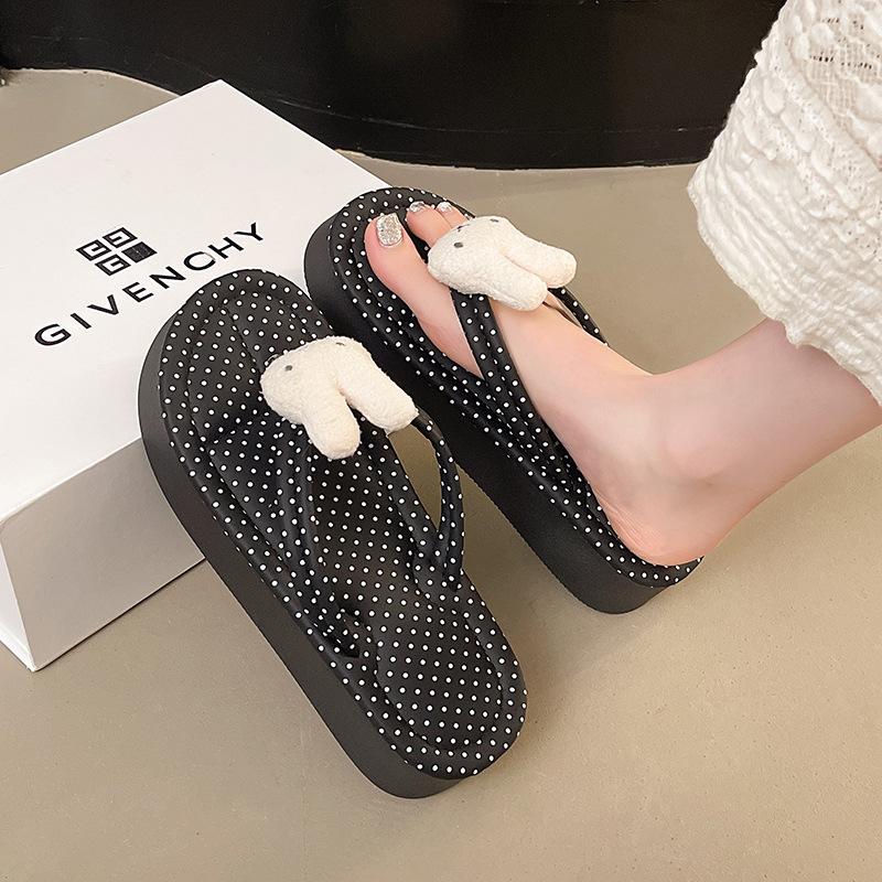 Cartoon Flip-flops Female Summer Internet Celebrity Solid Color Comfortable Thick Bottom Flat Heel Waterproof Non-slip Versatile Photo Super Cute
