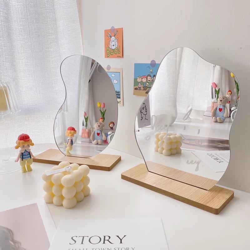 Irregular Acrylic Concave Makeup Mirror - Decorative Photo Prop