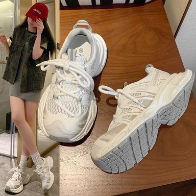 Мягкая кожа платформа жареные уличные папины кроссовки женские 2025 лето новая женская обувь универсальная спортивная обувь повседневная обувь кеды женские