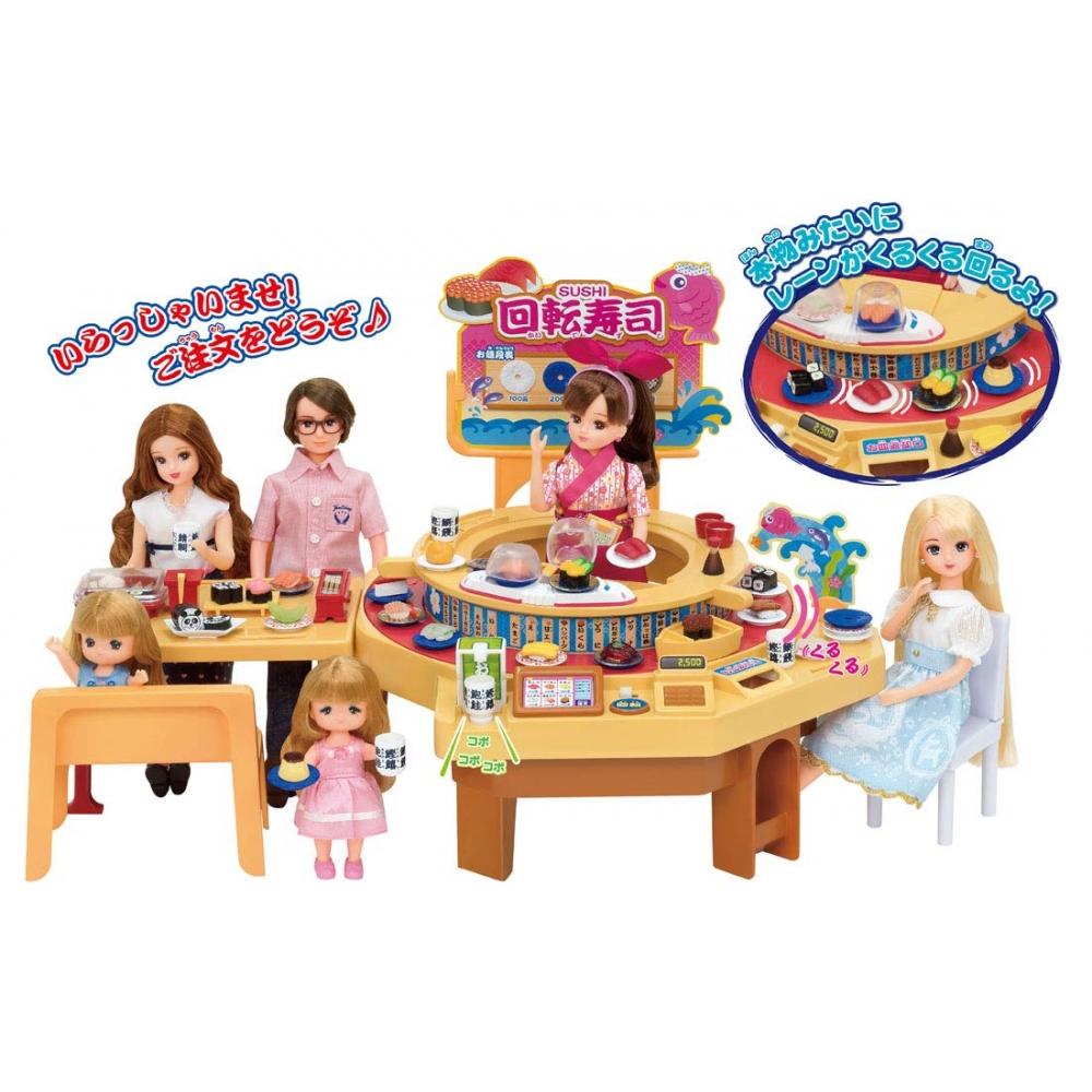 TAKARA TOMY "Licca-chan Kuru Kuru Conveyor Sushi" Игрушка-одевалка для игрушек. Возраст от 3 лет. Соответствует стандартам безопасности игрушек. Сертификация ST Mark. Licca TAKARA
