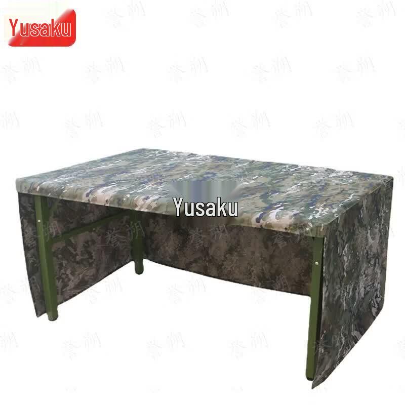Трехсторонняя скатерть с камуфляжным принтом