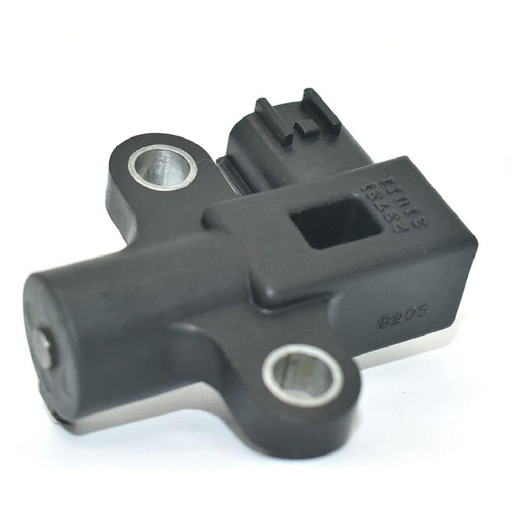 Crankshaft Position Sensor For 1995-2001 Nissan Maxima Infiniti i30 23731-31U11