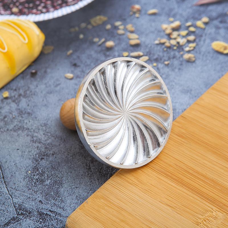 Круглые металлические штампы для печенья, пресс-форма с деревянной ручкой, формочка для печенья, помадки, кондитерских изделий, аксессуары для выпечки, инструмент