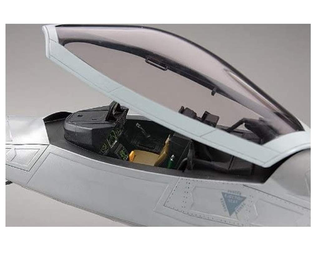 Hasegawa US Air Force Air Superiority Fighter Raptor Plastic Model Dual Use PT45 1/48 F-22