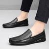 Fashion Soft Sole Male Flats Moccasin Casual Shoes New Men Dress Shoes All-match Loafers Men's Genuine Leather Slip-on Walking Shoes