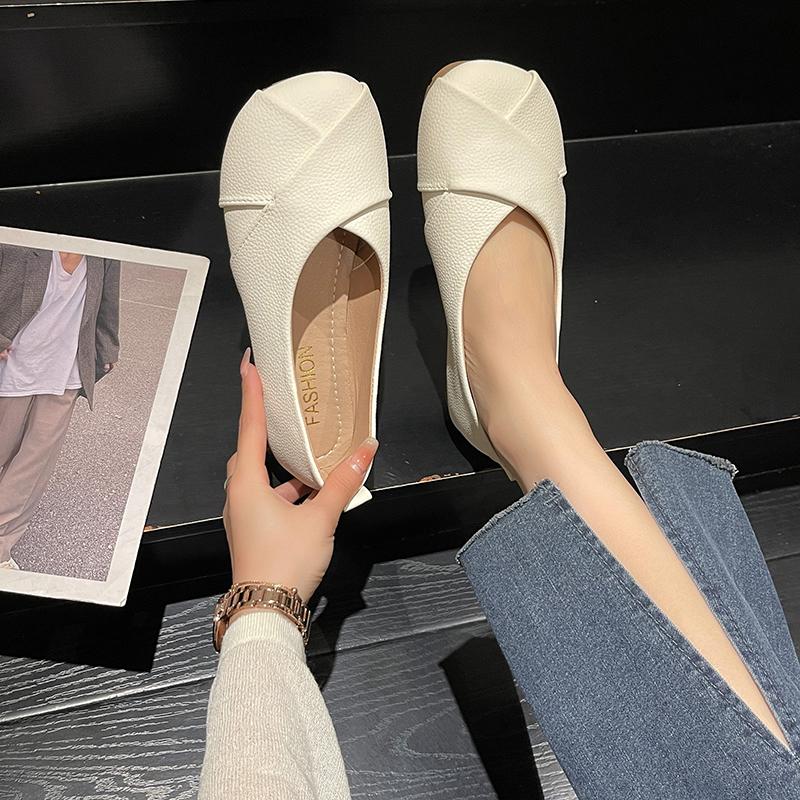 2024 женские кожаные лоферы без шнуровки, женские повседневные милые туфли для медсестер с круглым носком на плоской подошве, кроссовки, весенне-осенние модные балетки