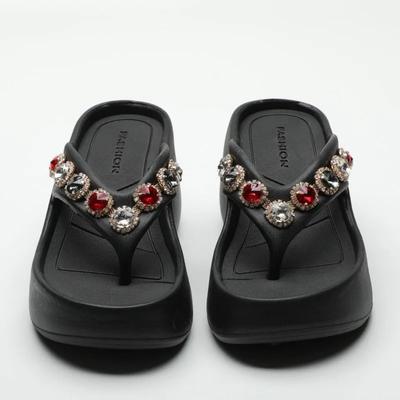 Женские шлепанцы, вьетнамки, слайды, пляжные сандалии, водонепроницаемая стильная обувь для женщин, топовые дизайны, шлепки, летняя распродажа