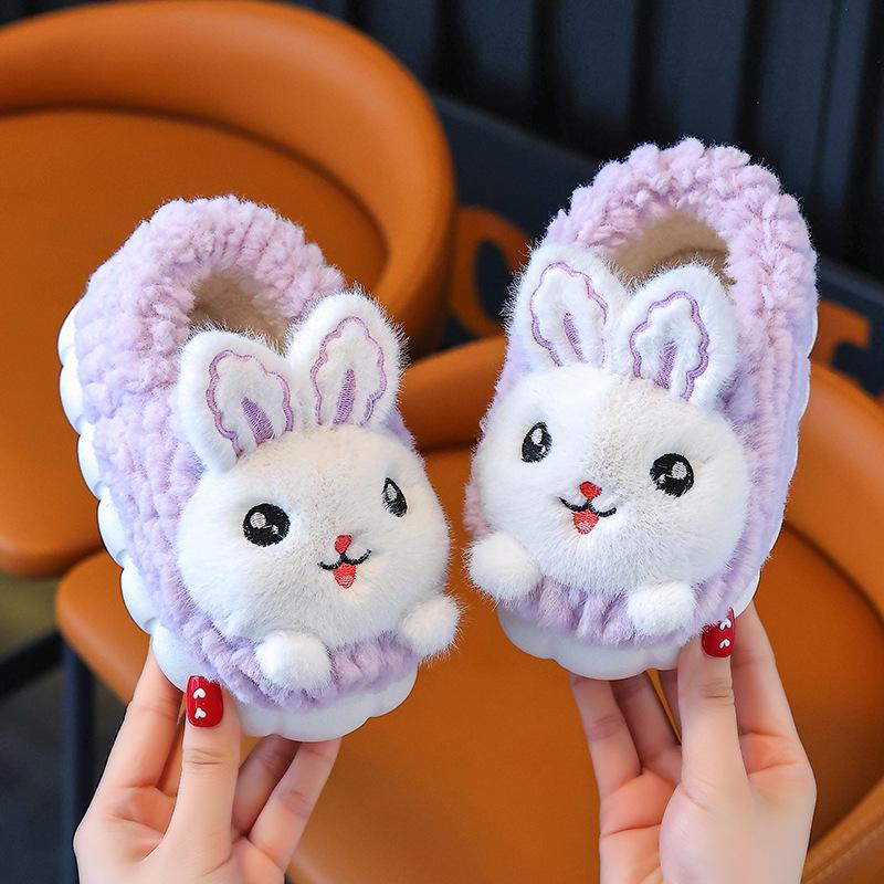 Милые детские тапочки-зайчики с морковными акцентами и нескользящей подошвой