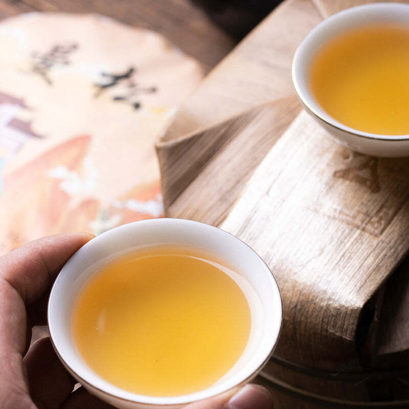 357 г Сырой пуэр Иу Мансонг Чайный торт Большое дерево Весенний зеленый чай Юньнаньский чай пуэр