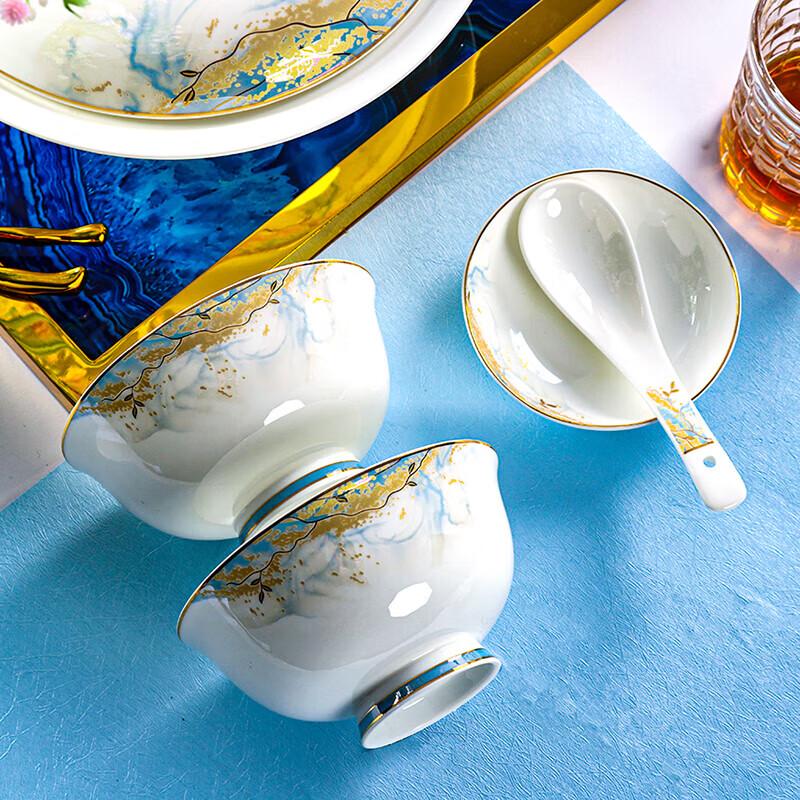 Изысканный 52-предметный набор столовой посуды из китайского костяного фарфора