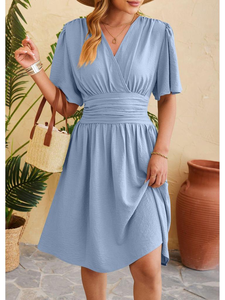 Женское платье с V-образным вырезом, приталенное, с рукавами-клеш, весна/лето 2024