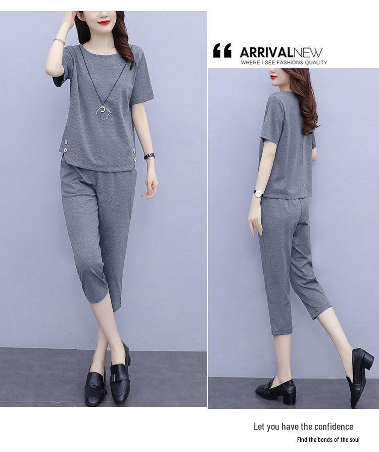 Модный женский летний костюм-двойка больших размеров: Футболка с коротким рукавом и укороченные брюки