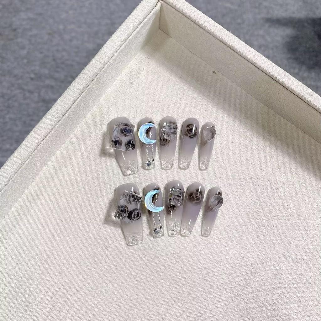 100% РУЧНАЯ РАБОТА Длинный набор накладных ногтей в форме гроба с клеем. Длинные измельченные ледяные голубые лунные ногти. Акриловые накладные ногти. Многоразовые накладные ногти.