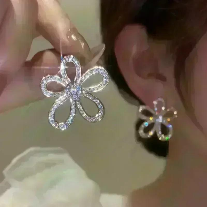 Серьги из нержавеющей стали Милые мультяшные подвески-цветы Корейская мода Кольца для женщин Украшения Подарки Лучшему другу Свадебные подарки