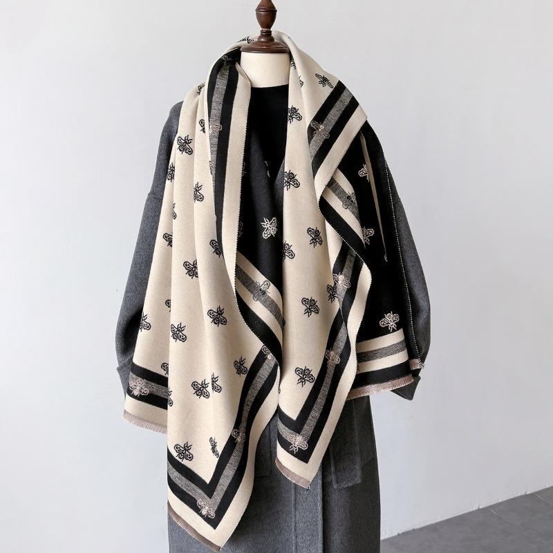 2024 New Korean Version New Geometric Fashion Double-sided Imitation Cashmere Warm Scarf with High-end Feel