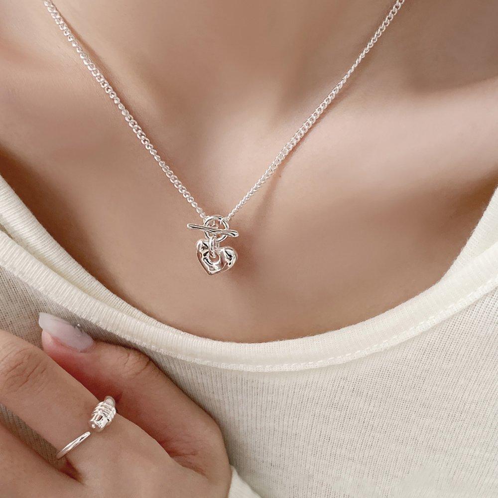 Bold Heart Toggle Bar Silver Necklace