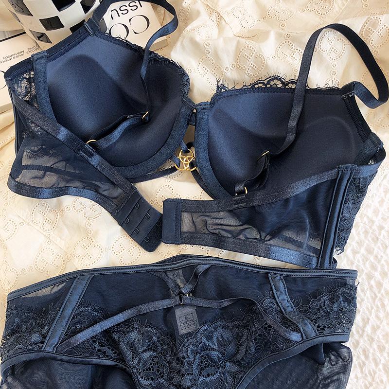 New Women Underwear Sexy Hollow Push Up Bra Set Lace Flowers Embroidery Brassiere and Panties Set Female Black Romantic Lingerie