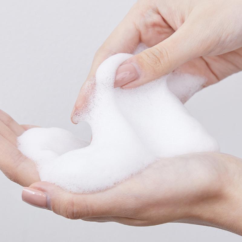 Mediheal Пенка для умывания с чайным деревом для пор 200 мл (3 варианта)