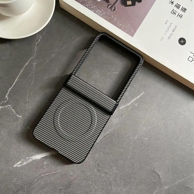 Роскошный магнитный чехол-книжка для беспроводной зарядки для Motorola Razr 60 50 Ultra, текстура углеродного волокна и кожи, пылезащитный жесткий чехол