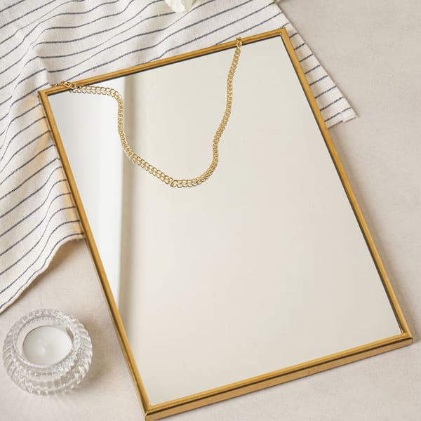 Зеркало в рамке с цепочкой, большое