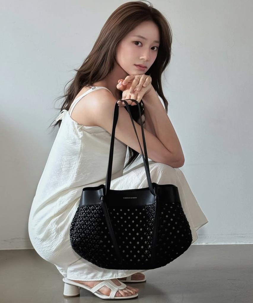 Плетеная сумка-тоут с воротником Charles & Keith 2 цвета Ck2-30701696-2