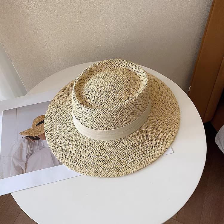 Triple Fold French Straw Hat Women's Summer Beach Vacation Flat Top Hat Korean Edition Woven Hat Beach Sunscreen