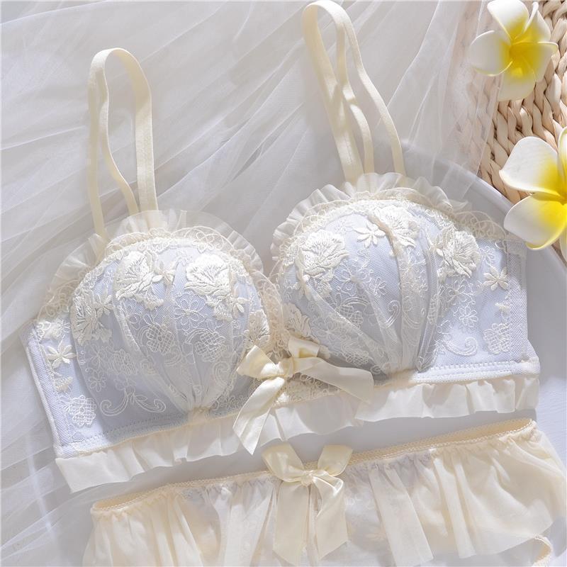 New bridal wedding natal year red underwear women's suit sexy lace small breasts gathered without steel ring bra
