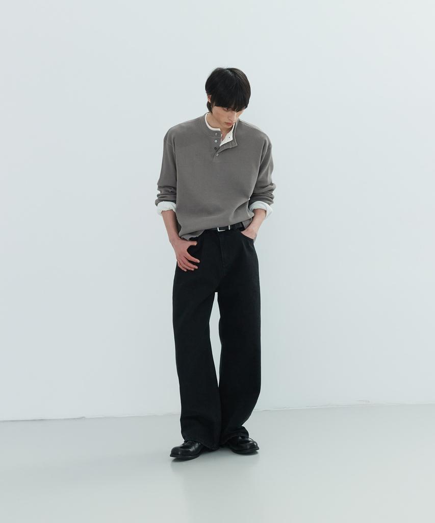 LEIRE Waffle Henley Neck Long Sleeve T-Shirt [Mocha Beige]