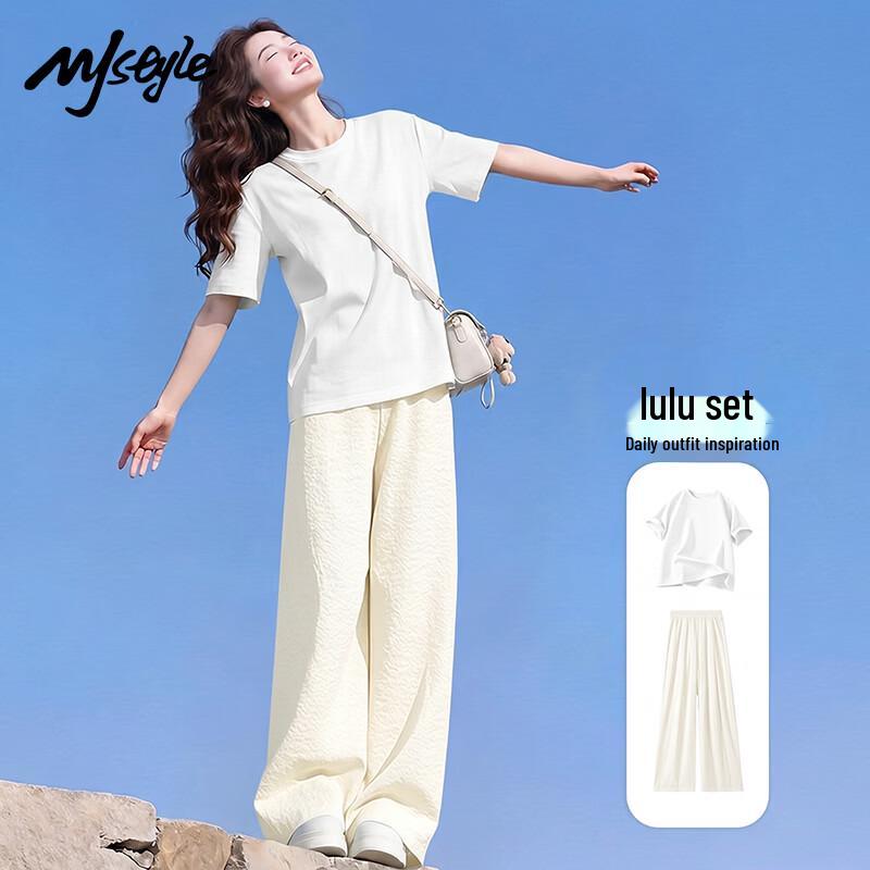 Женский летний комплект из двух предметов MJ STYLE с коротким рукавом и брюками-капри
