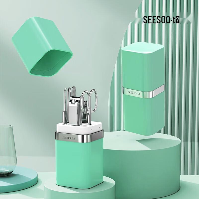 Qisu Vertical Colorful 6-Piece Nail Clipper Set