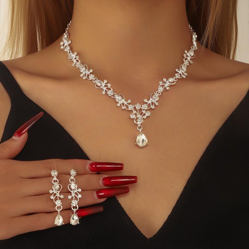 Elegant Water Drop Pendant Necklace Earring Set Women Minimalist Royal Style Jewelry With Alloy Chain Gold Or White