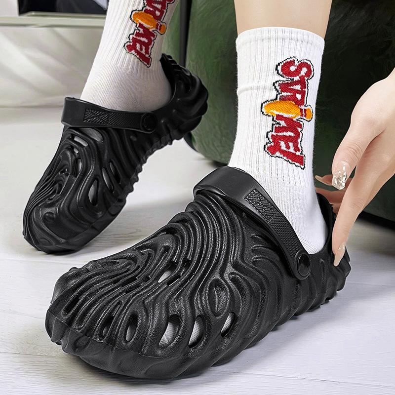 Тапочки мужские летние сандалии на платформе мужская нескользящая мягкая подошва пляжная обувь для отдыха на открытом воздухе обувь большого размера с отверстиями