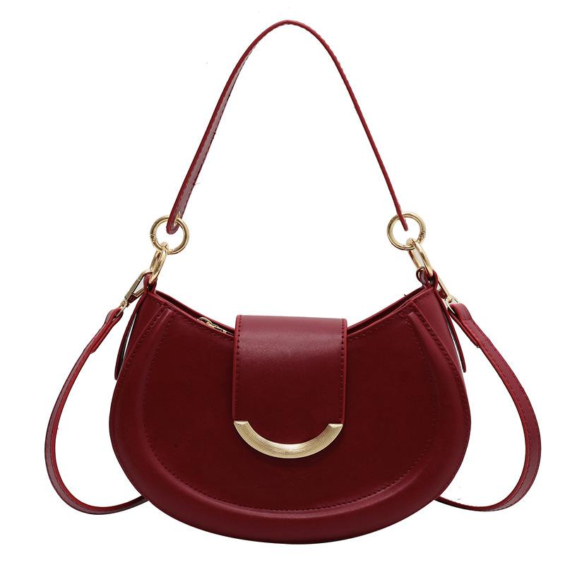 Fashion Korean version niche underarm bag 2025 new simple hand shoulder bag versatile temperament messenger commuter lady