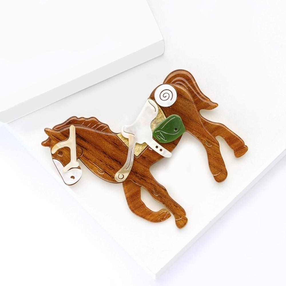 Elegant Horse Brooches Personality Pony Badge Pin Animal Zodiac Horse Pins Men Suit Accessories
