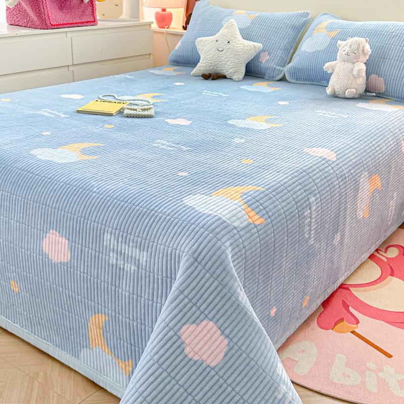 Утолщенное бархатное стеганое одеяло и покрывало, набор из 3 предметов: Теплое зимнее постельное белье и наматрасник