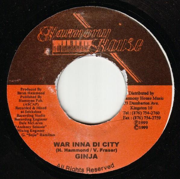 7-дюймовая пластинка GINJAH War Inna Di City NONE Harmony House 1999 Ямайка Регги Ска Даб Б/у
